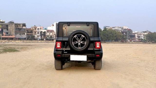 https://images10.gaadi.com/usedcar_image/3681275/original/processed_img2918440__used_car_2918440_1701003577.jpg?imwidth=6402