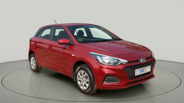 https://images10.gaadi.com/usedcar_image/3681296/original/slot__1-7-Exterior-11916251748-96d52e5ce90b403dbe65b1e1c3e8bf52-Exterior-7.jpg?imwidth=6400
