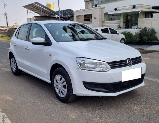 https://images10.gaadi.com/usedcar_image/3681326/original/processed_img2918471__used_car_2918471_1700559132.jpg?imwidth=6400