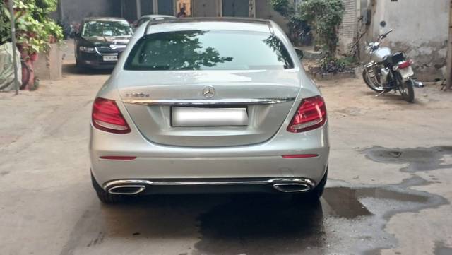 https://images10.gaadi.com/usedcar_image/3681366/original/processed_img2918496__used_car_2918496_1700560237.jpeg?imwidth=6401