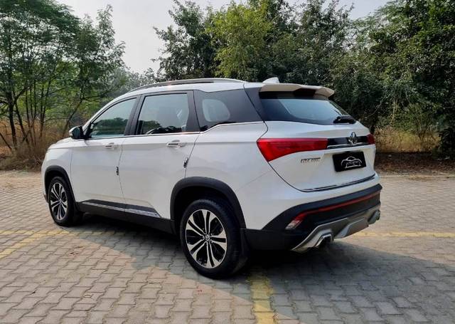 https://images10.gaadi.com/usedcar_image/3681460/original/img2918546__usedcar_749b9939_43cf_4b3e_a9c8_539abb854d5a_117901700561170_1700563299.jpg?imwidth=6402