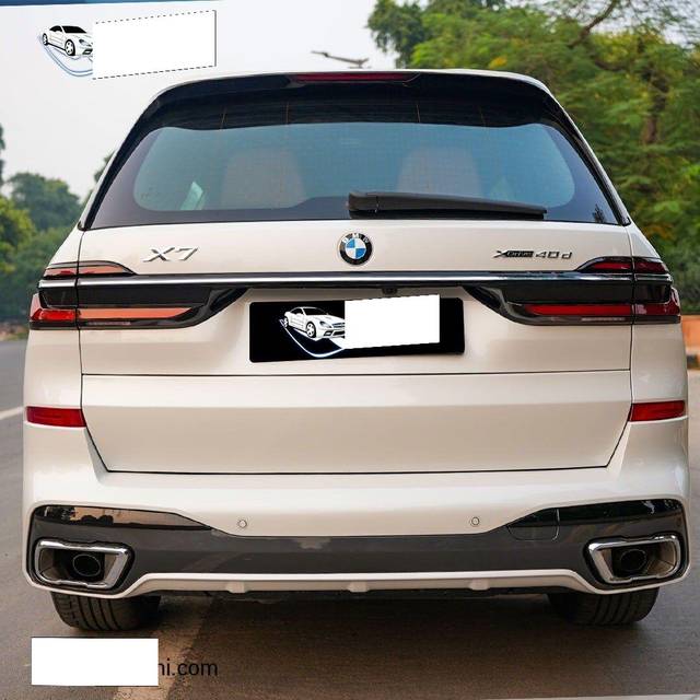 https://images10.gaadi.com/usedcar_image/3681518/original/processed_img2918579__used_car_2918579_1700565169.jpg?imwidth=6402