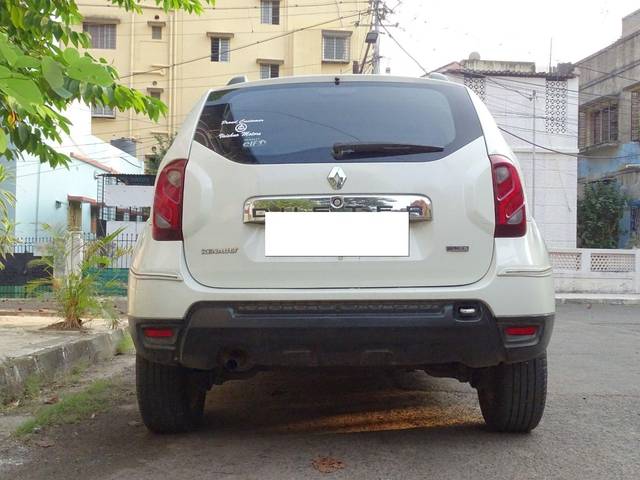 https://images10.gaadi.com/usedcar_image/3681548/original/processed_img2918599__usedcar_5_2471700565327_1700565352.jpeg?imwidth=6401