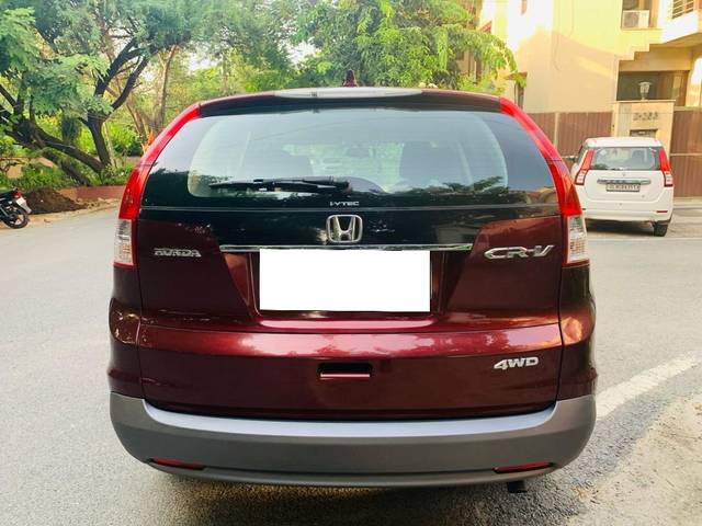 https://images10.gaadi.com/usedcar_image/3681609/original/processed_img2918633__usedcar_photo_2023_09_28_17_49_13_3_3511700567727_1700567774.jpg?imwidth=6401