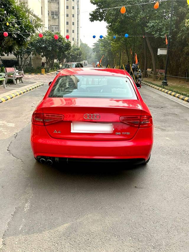 https://images10.gaadi.com/usedcar_image/3681647/original/processed_img2918652__used_car_2918652_1700569177.jpg?imwidth=6402