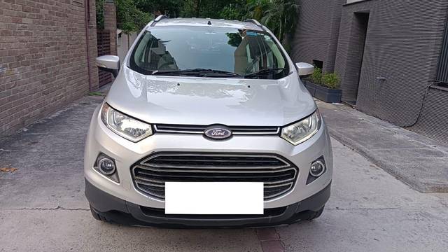https://images10.gaadi.com/usedcar_image/3681684/original/processed_img2918674__usedcar_photo_2023_07_20_18_07_50_3511700569980_1700570029.jpg?imwidth=6401