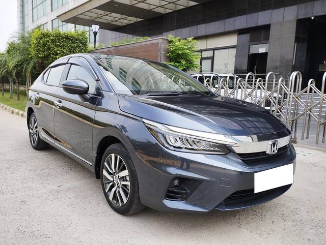 https://images10.gaadi.com/usedcar_image/3681701/original/processed_img2918683__used_car_2918683_1700570852.jpg?imwidth=6400
