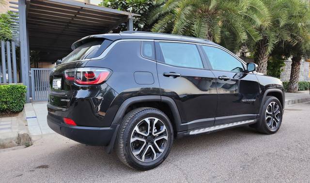 https://images10.gaadi.com/usedcar_image/3681703/original/processed_img2918685__used_car_2918685_1700571214.jpg?imwidth=6401