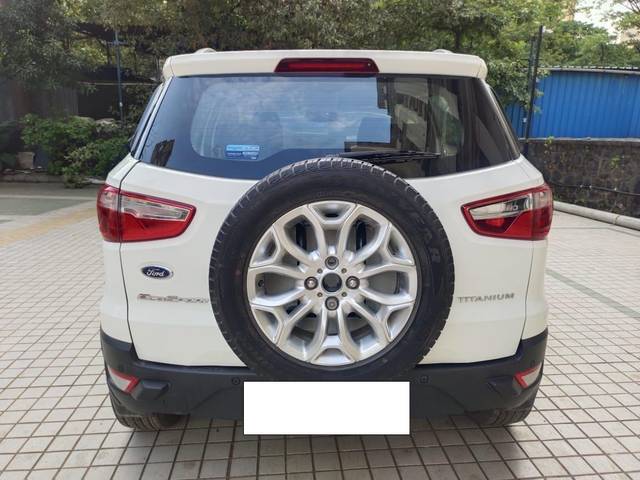 https://images10.gaadi.com/usedcar_image/3681729/original/processed_img2918698__used_car_2918698_1700571664.jpg?imwidth=6402