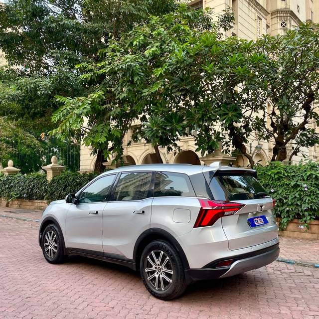 https://images10.gaadi.com/usedcar_image/3681740/original/processed_img2918706__usedcar_xuv700ax7l05_174391700571932_1700571960.JPG?imwidth=6402