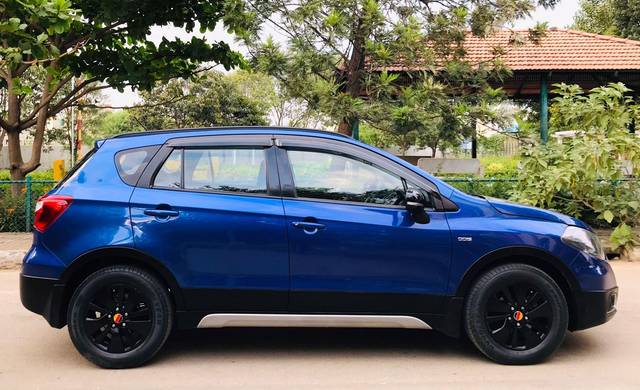 https://images10.gaadi.com/usedcar_image/3681794/original/processed_img2918731__used_car_2918731_1700573810.jpg?imwidth=6401