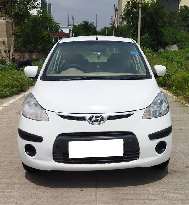 https://images10.gaadi.com/usedcar_image/3681831/original/processed_img2918748__used_car_2918748_1700575557.jpg?imwidth=6400
