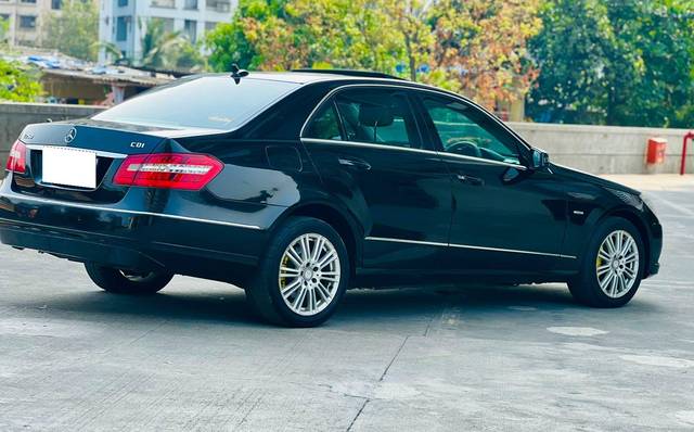 https://images10.gaadi.com/usedcar_image/3681839/original/processed_img2918753__used_car_2918753_1700576136.jpg?imwidth=6401