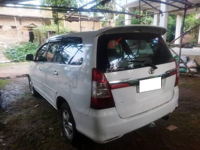 https://images10.gaadi.com/usedcar_image/3681936/original/processed_938d0b69-0532-45c2-9c0c-66eb46707c98.jpg?imwidth=6400