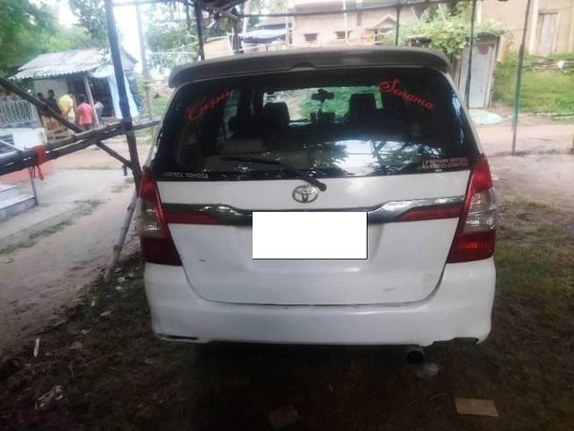 https://images10.gaadi.com/usedcar_image/3681963/original/processed_57e2a27f-3aa2-4cfa-aefe-139d8d23a8a6.jpg?imwidth=6401