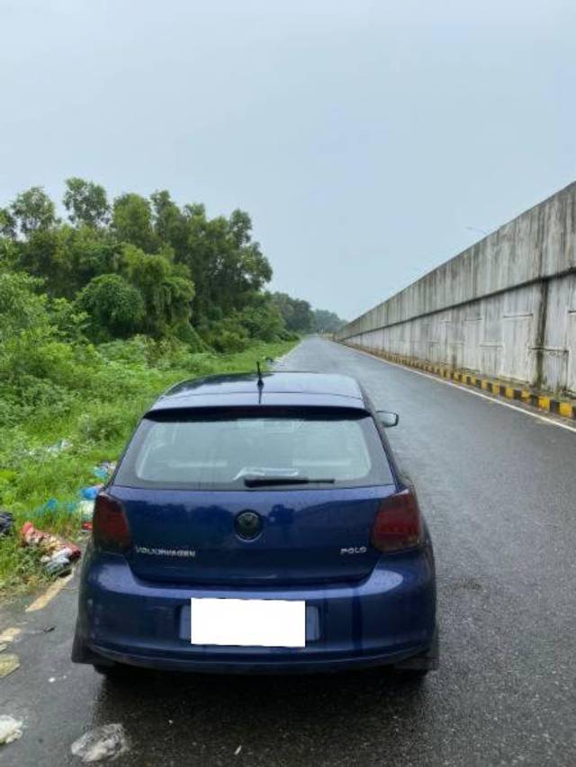 https://images10.gaadi.com/usedcar_image/3681964/original/processed_e7b7d12e-1a1f-4ae1-82a2-9f2184abfa58.jpg?imwidth=6402
