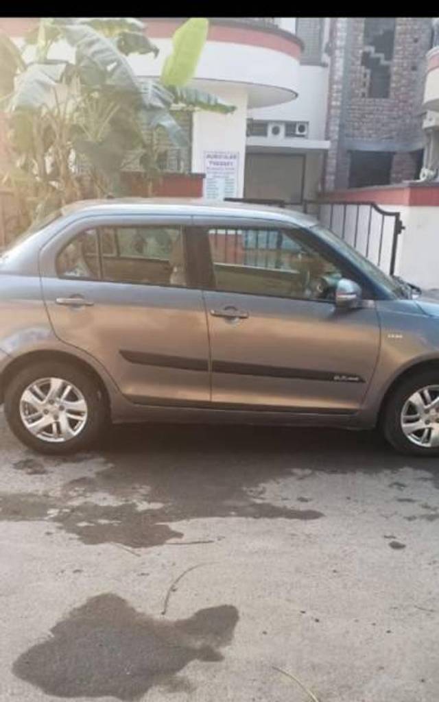 https://images10.gaadi.com/usedcar_image/3681991/original/processed_af22d25f-d119-434f-8f99-ec6cafaeb26a.jpg?imwidth=6402