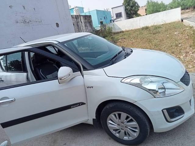 https://images10.gaadi.com/usedcar_image/3682035/original/processed_1a5b2fdc-e725-42a5-ba6d-b7c95a90ce05.jpg?imwidth=6400