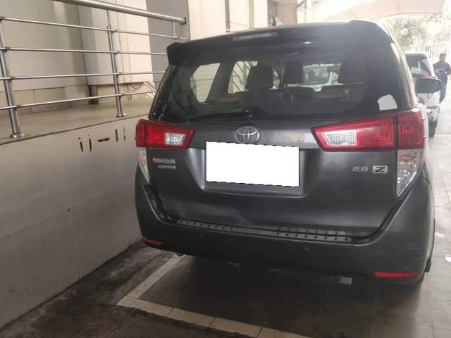https://images10.gaadi.com/usedcar_image/3682256/original/processed_6945f603-aa3f-4801-a1ef-5b1413ca4380.jpg?imwidth=6401