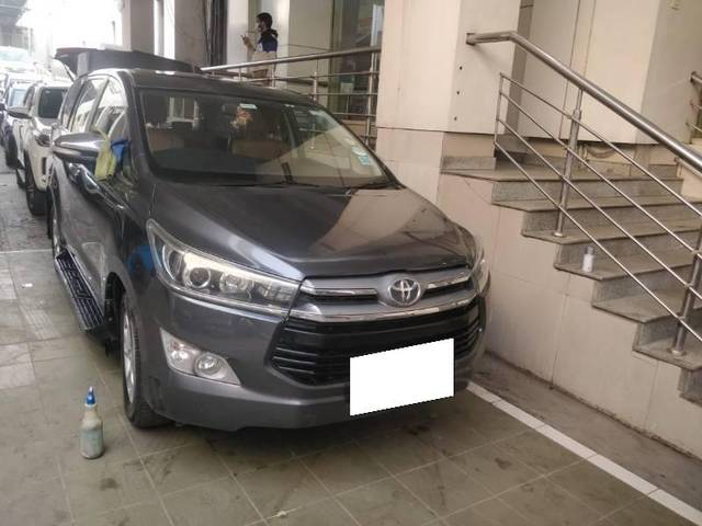 https://images10.gaadi.com/usedcar_image/3682256/original/processed_b41a486b-5049-4249-8722-b6183f542835.jpg?imwidth=6400