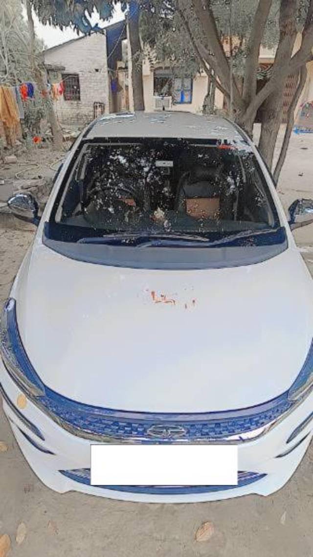 https://images10.gaadi.com/usedcar_image/3682270/original/processed_6b05d7a7-40b3-4203-a48e-503f2dc0c832.jpg?imwidth=6400
