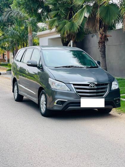Toyota Innova 2.5 VX (Diesel) 8 Seater Toyota Innova 2.5 VX (Diesel) 8 Seater