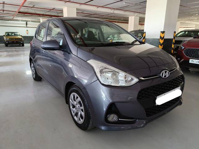 https://images10.gaadi.com/usedcar_image/3682433/original/processed_img2918917__used_car_2918917_1700633082.jpg?imwidth=6400