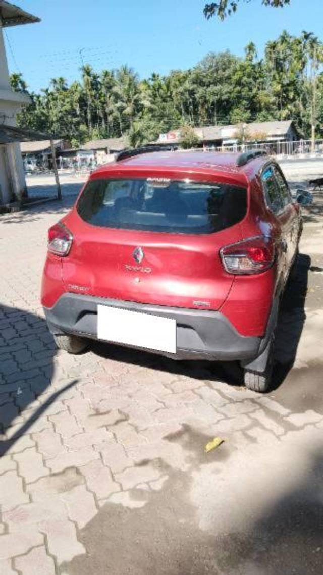 https://images10.gaadi.com/usedcar_image/3682462/original/processed_90888735-05a3-4588-bc34-4a0e3540a608.jpg?imwidth=6401