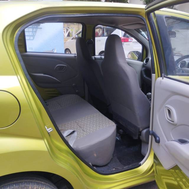 https://images10.gaadi.com/usedcar_image/3682502/original/img2918959__usedcar_6_42001700634697_1700634712.jpeg?imwidth=6402