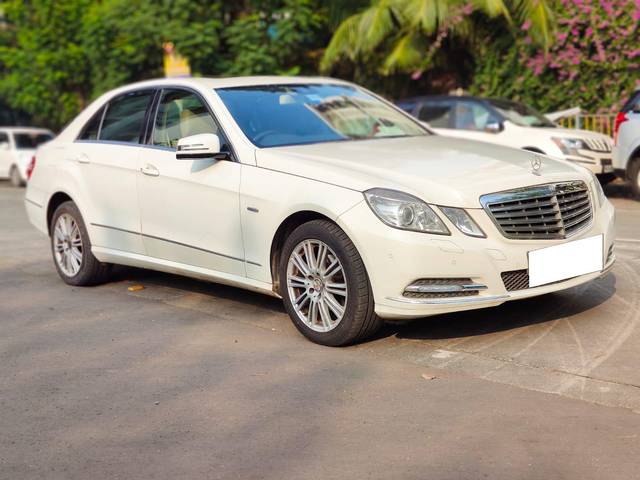 https://images10.gaadi.com/usedcar_image/3682513/original/processed_img2918964__used_car_2918964_1700635109.jpg?imwidth=6400