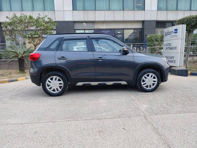 https://images10.gaadi.com/usedcar_image/3682550/original/processed_img2918979__used_car_2918979_1700636362.jpg?imwidth=6401