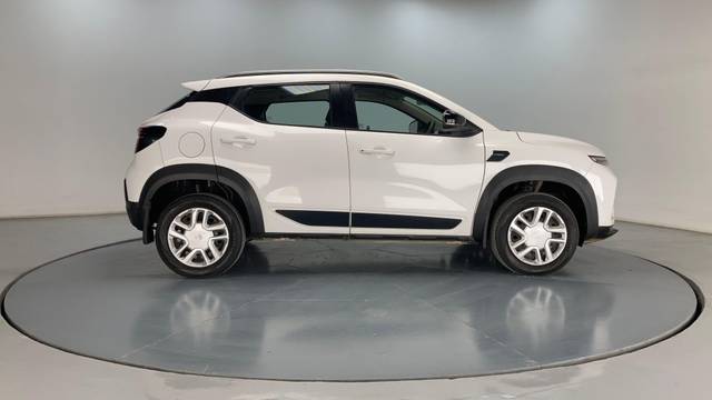 https://images10.gaadi.com/usedcar_image/3682557/original/processed_img2918983__usedcar_r3_276591700636102_1700636114.jpg?imwidth=6401