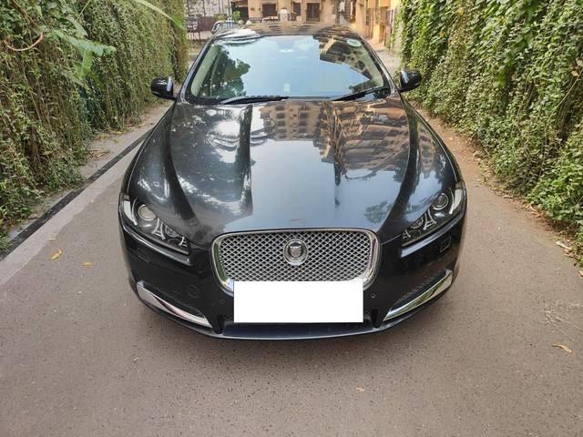 https://images10.gaadi.com/usedcar_image/3682592/original/processed_img2919007__usedcar_whatsappimage2023_11_21at31926pm_2919007_1700654577.jpeg?imwidth=6402