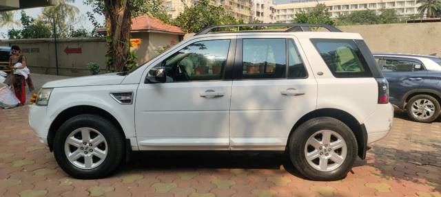 https://images10.gaadi.com/usedcar_image/3682625/original/15__VCC_IMG_1700025085777_1818819_95_1700025794.jpg?imwidth=6401