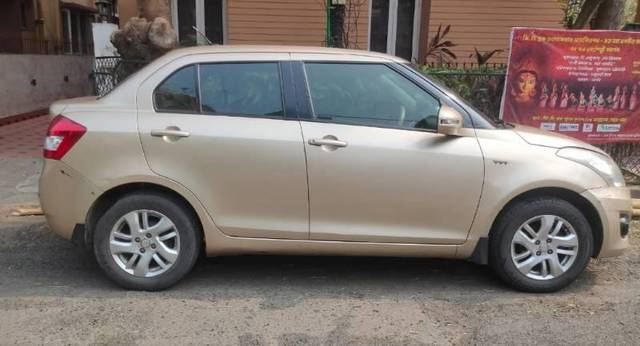 https://images10.gaadi.com/usedcar_image/3682639/original/processed_51cef473-e73c-4142-bf33-d2d6b6592f8f.jpeg?imwidth=6401