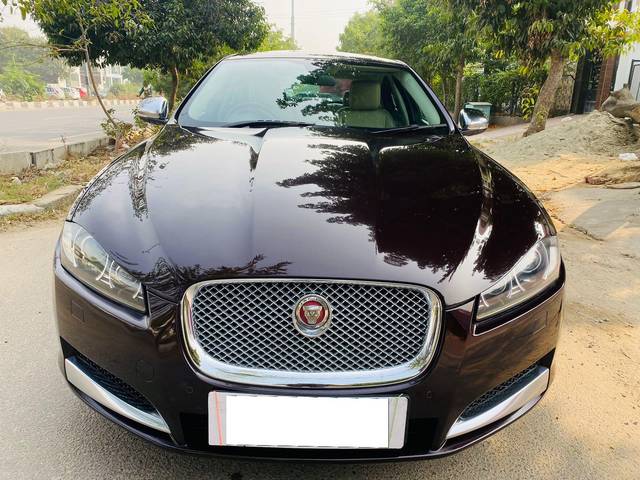 https://images10.gaadi.com/usedcar_image/3682831/original/processed_img2919146__usedcar_whatsappimage2023_11_21at23222pm_9301700644487_1700644515.jpeg?imwidth=6401
