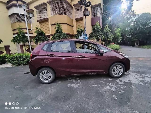 https://images10.gaadi.com/usedcar_image/3682871/original/processed_984c2629-c152-4aab-9929-8fc2856d9cad.jpg?imwidth=6401