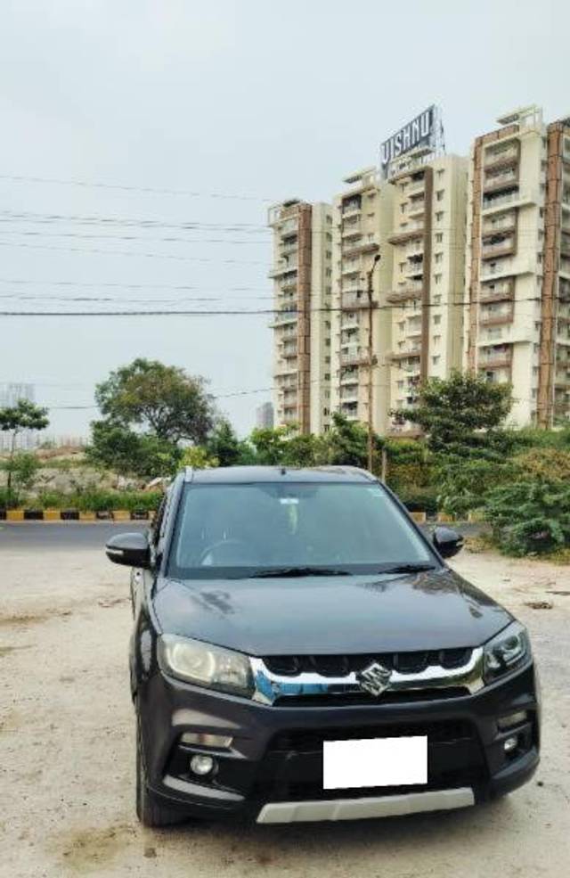 https://images10.gaadi.com/usedcar_image/3682905/original/processed_8fd72995-6dab-4be6-9e00-95f77c34daea.jpeg?imwidth=6400