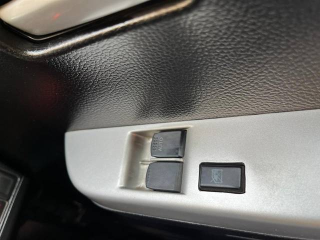 https://images10.gaadi.com/usedcar_image/3682980/original/img2919235__used_car_2919235_1700723001.jpg?imwidth=6401