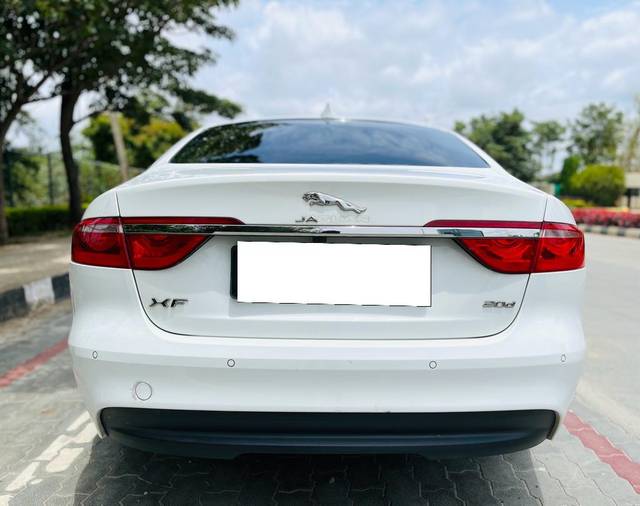 https://images10.gaadi.com/usedcar_image/3683030/original/processed_img2919259__used_car_2919259_1700650711.jpg?imwidth=6401