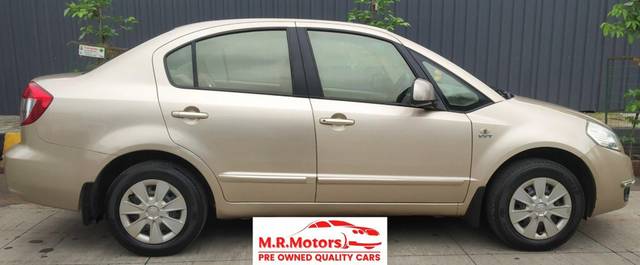 https://images10.gaadi.com/usedcar_image/3683146/original/processed_img2919328__used_car_2919328_1700654292.jpg?imwidth=6401