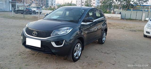 https://images10.gaadi.com/usedcar_image/3683148/original/processed_img2919330__used_car_2919330_1700654326.jpg?imwidth=6400