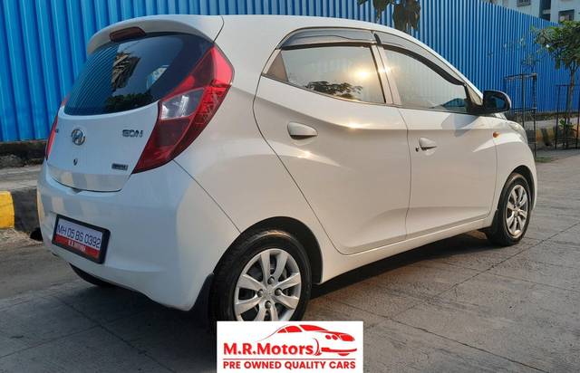 https://images10.gaadi.com/usedcar_image/3683157/original/processed_img2919336__used_car_2919336_1700654474.jpg?imwidth=6402