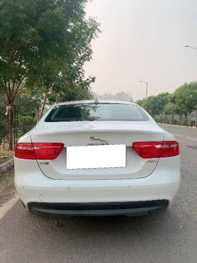 https://images10.gaadi.com/usedcar_image/3683246/original/processed_093aa958-f311-4b90-9455-fee938721f17.jpeg?imwidth=6401