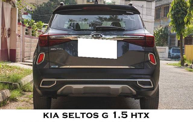 https://images10.gaadi.com/usedcar_image/3683280/original/processed_img2919403__usedcar_5_2471700655796_1700655824.jpg?imwidth=6401