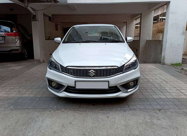 https://images10.gaadi.com/usedcar_image/3683372/original/processed_img2919453__usedcar_img20231121172739_2021700660857_1700661004.jpg?imwidth=6402