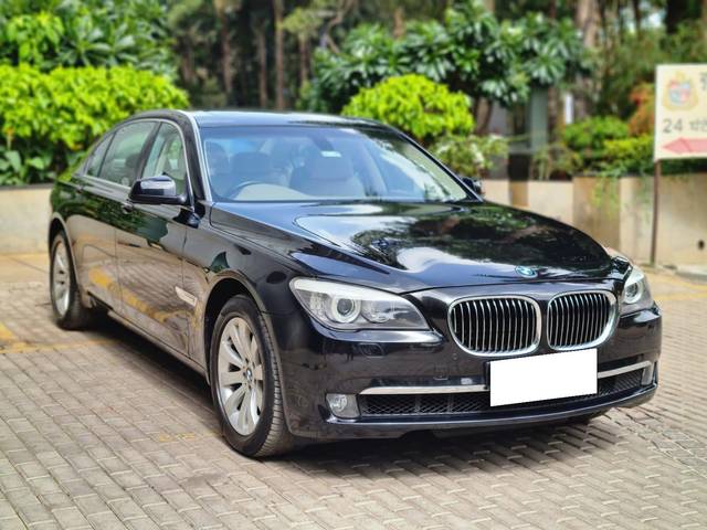 https://images10.gaadi.com/usedcar_image/3683404/original/processed_img2919461__used_car_2919461_1700662542.jpg?imwidth=6401