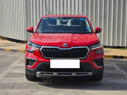 Skoda Kushaq 1.0 TSI Style 4 Airbags AT Skoda Kushaq 1.0 TSI Style 4 Airbags AT