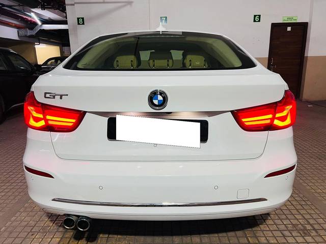 https://images10.gaadi.com/usedcar_image/3683445/original/processed_img2919472__usedcar_img_20231009_wa0018_27821700664211_1700664309.jpg?imwidth=6401