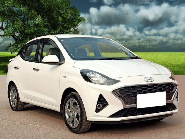 https://images10.gaadi.com/usedcar_image/3683735/original/processed_img2919509__used_car_2919509_1700706312.jpg?imwidth=6400